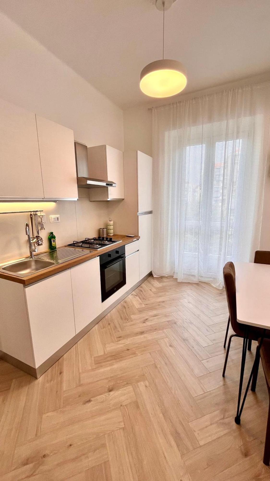 Appartamento Moderno Toscana, Parco Dora トリノ エクステリア 写真